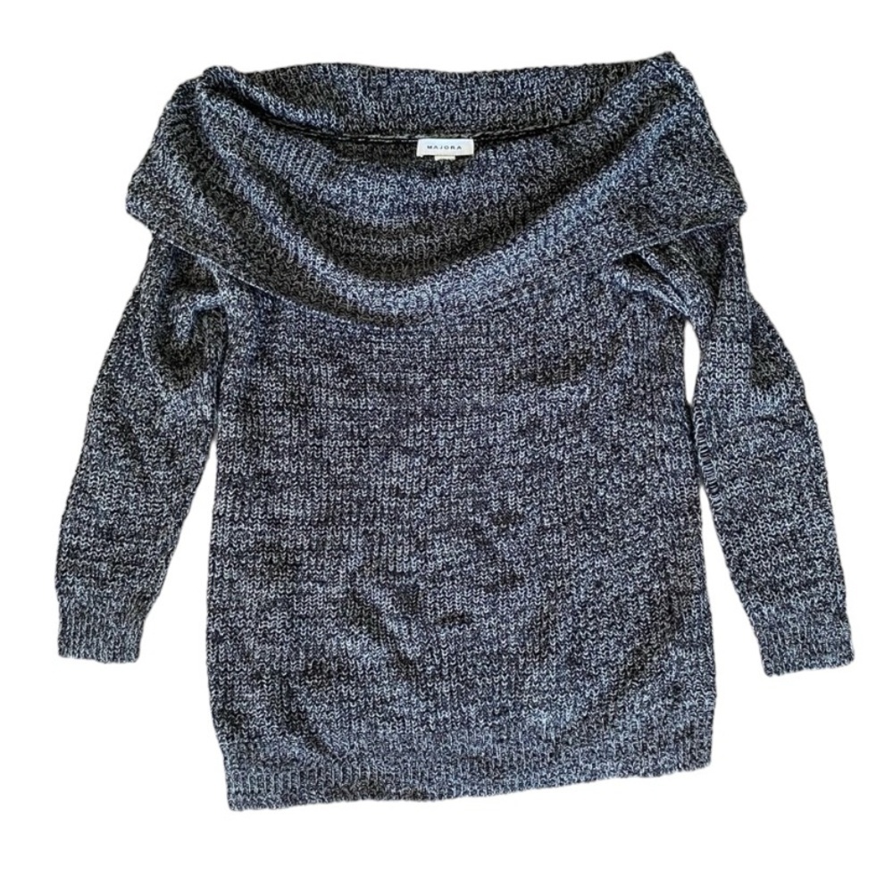 Majora sweater size M
